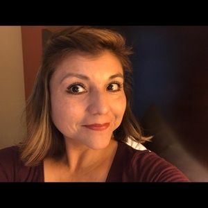 Meet your Posher, Annette